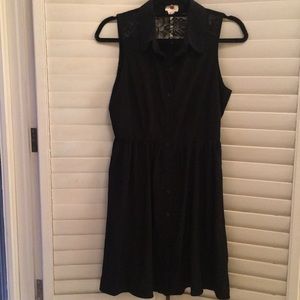 Black causal dress